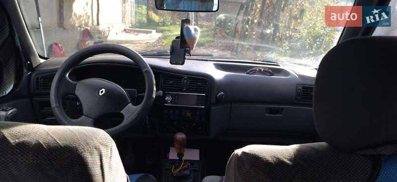 Седан Renault 19 1992 в Рудки фото 5 Седан Renault 19 1992 в Рудки