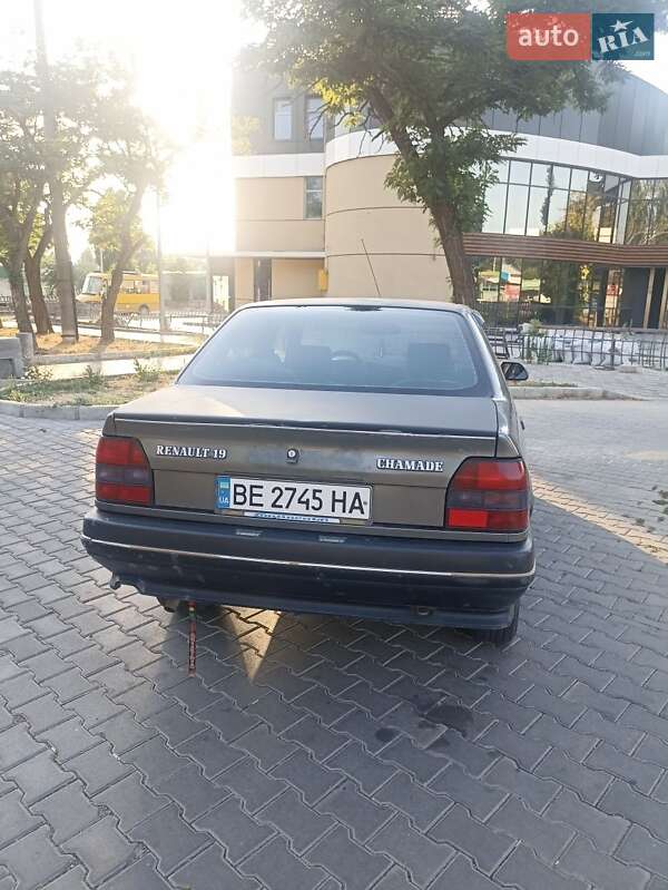 Седан Renault 19 1991 в Миколаєві фото 3 Седан Renault 19 1991 в Миколаєві