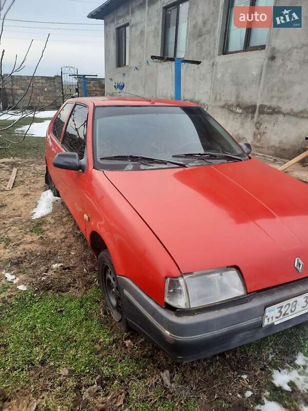 Хетчбек Renault 19 1989 в Лиманці