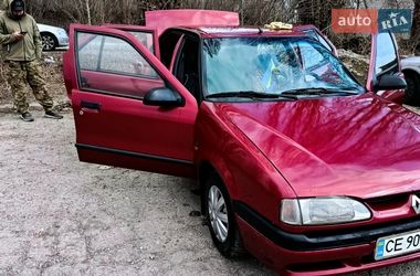 Седан Renault 19 1995 в Черновцах