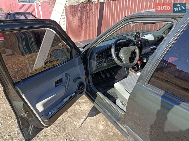 Хэтчбек Renault 19 1993 в Белой Церкви