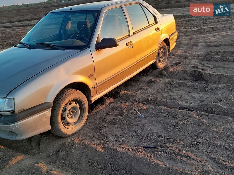 Седан Renault 19 1993 в Оженине