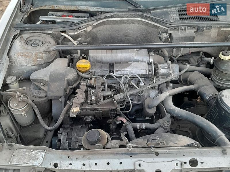 Седан Renault 19 1993 в Оженине