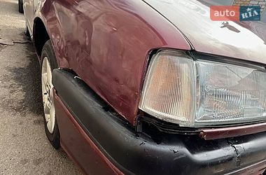 Хэтчбек Renault 19 1993 в Киеве