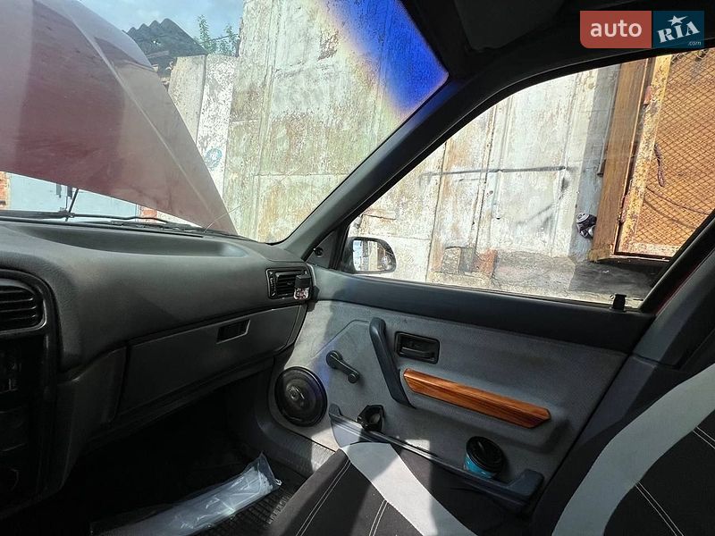 Хэтчбек Renault 19 1993 в Киеве