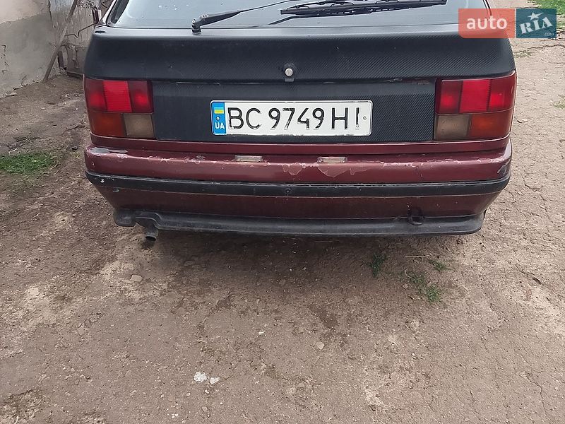 Седан Renault 19 1989 в Львові