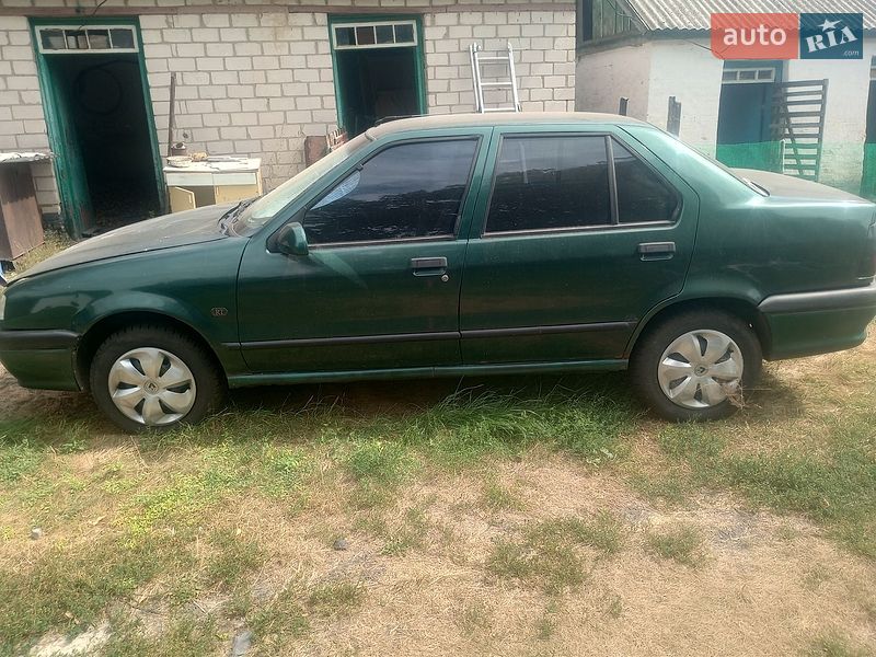 Седан Renault 19 1995 в Кременчуге