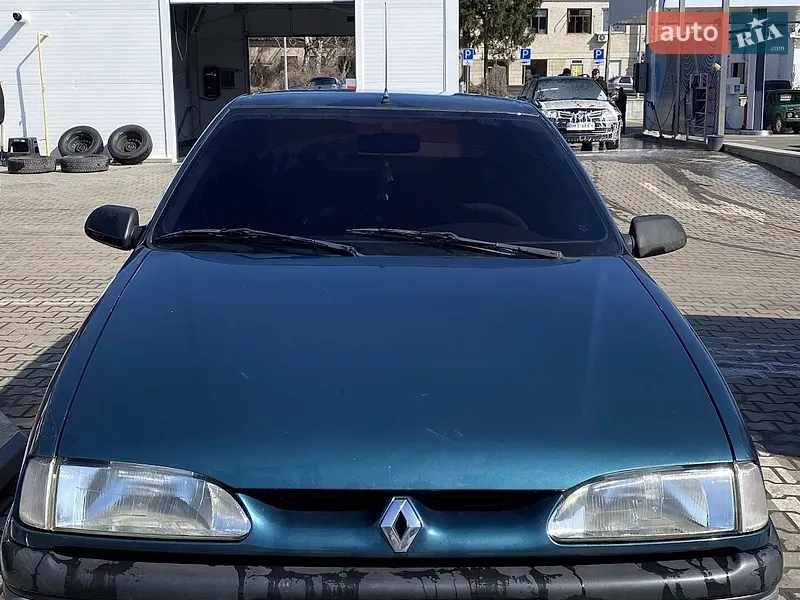 Renault 19 1998