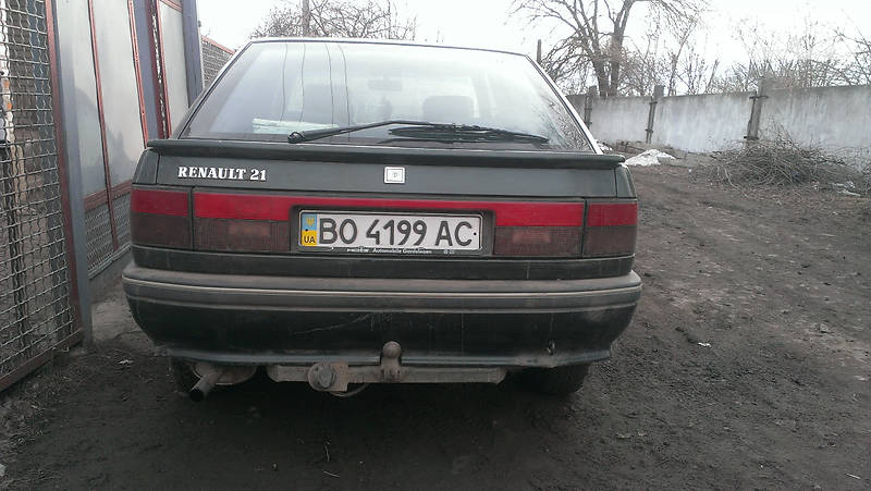 Хэтчбек Renault 21 1991 в Николаеве