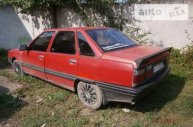 Седан Renault 21 1988 в Калуше