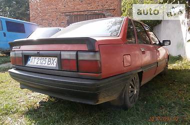 Седан Renault 21 1988 в Калуші