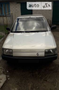 Седан Renault 21 1978 в Рівному