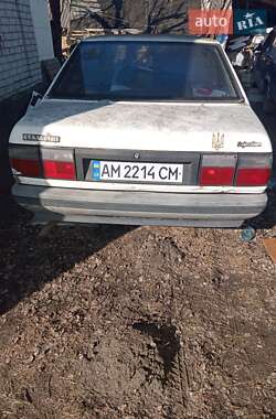 Седан Renault 21 1987 в Житомире