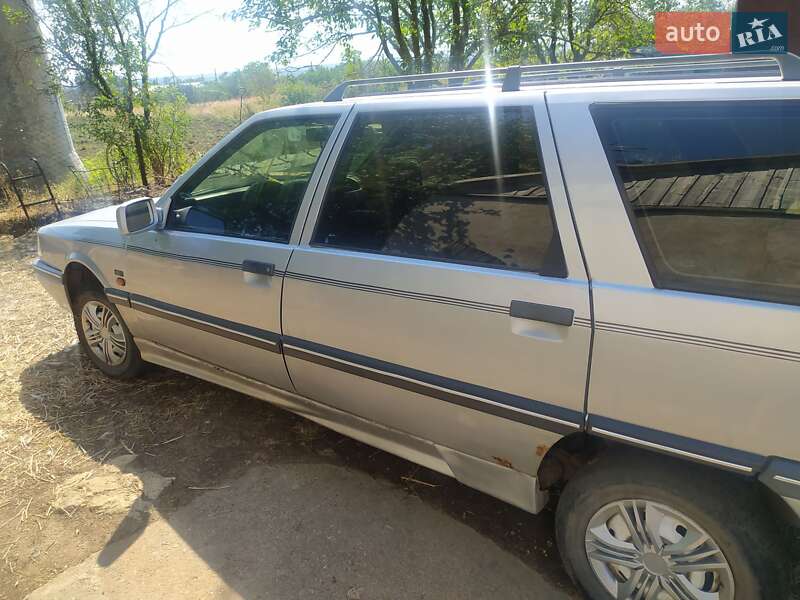 Универсал Renault 21 1993 в Снигиревке