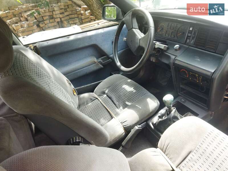 Универсал Renault 21 1990 в Каменском