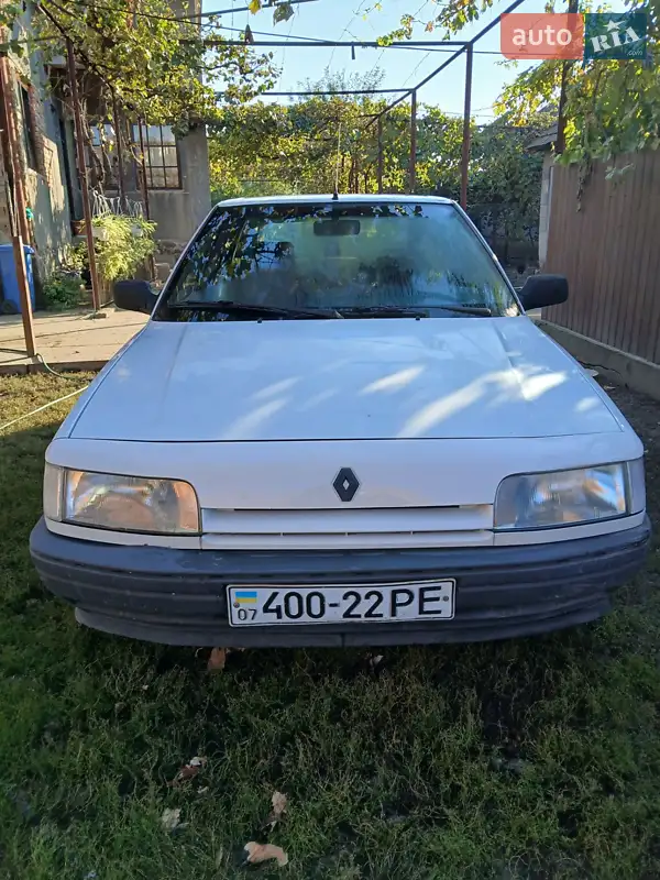 Renault 21 1990
