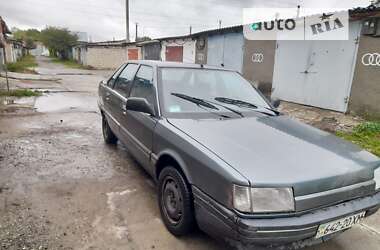 Седан Renault 21 1989 в Староконстантинове