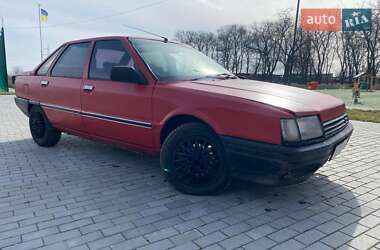 Седан Renault 21 1988 в Жовтих Водах