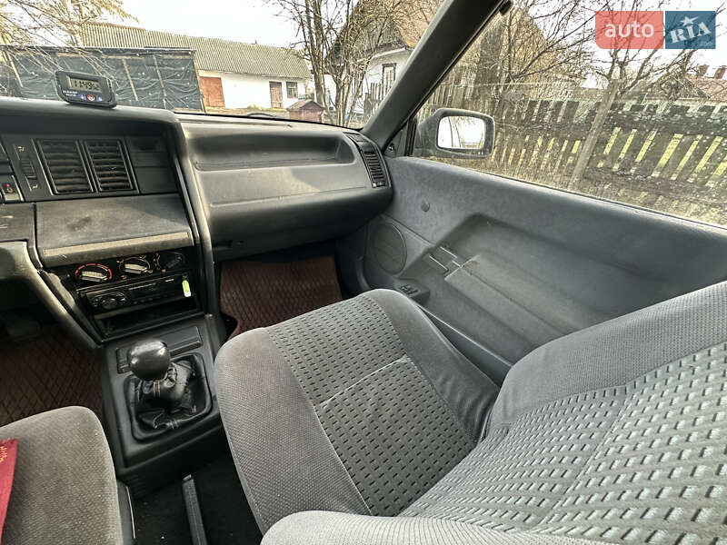 Хэтчбек Renault 21 1990 в Березному фото 11 Хэтчбек Renault 21 1990 в Березному