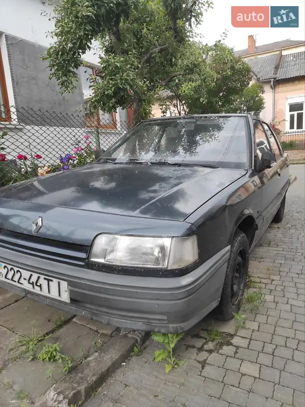 Renault 21 1990