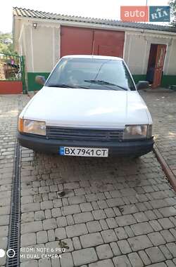 Седан Renault 21 1987 в Каменец-Подольском