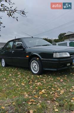 Седан Renault 21 1992 в Тараще