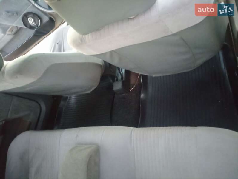 Седан Renault 21 1988 в Радивилове