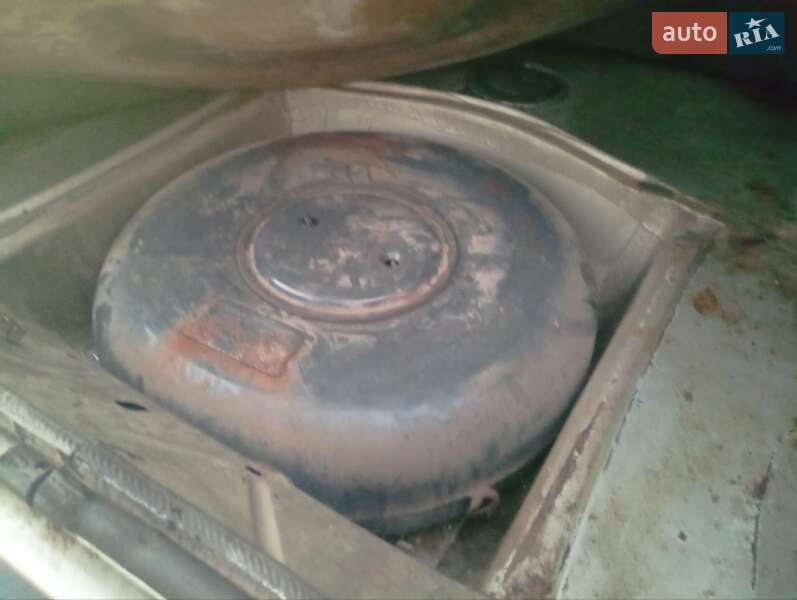 Седан Renault 21 1988 в Радивилове