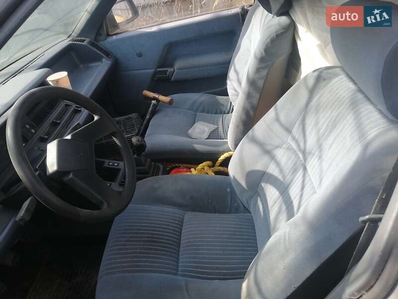 Универсал Renault 21 1987 в Ивано-Франковске