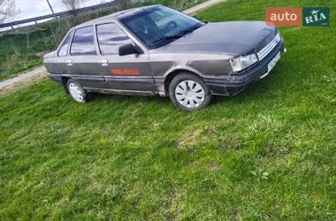 Седан Renault 21 1988 в Острозі