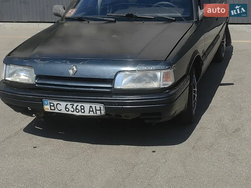 Renault 21 1990