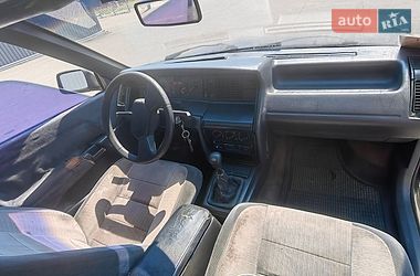 Седан Renault 21 1990 в Днепре