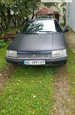 Лифтбек Renault 25 1986 в 
