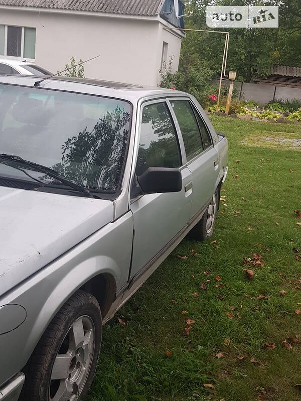 Renault 25