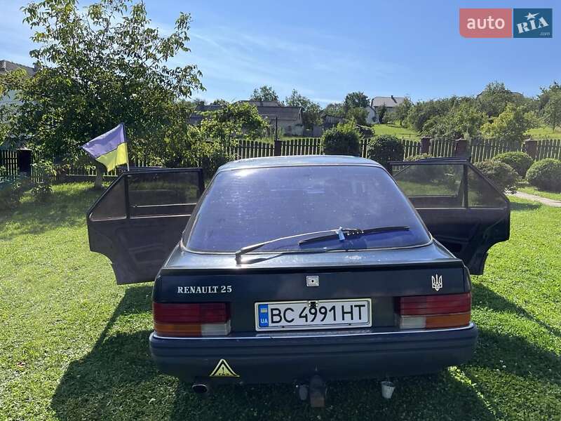 Хэтчбек Renault 25 1986 в Львове