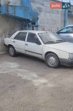 Хэтчбек Renault 25 1988 в 