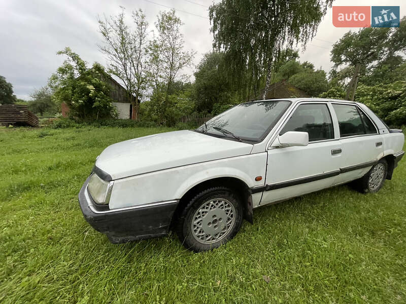 Хэтчбек Renault 25 1991 в Прилуках