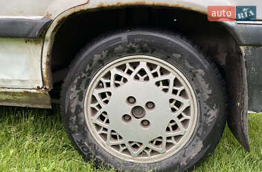 Хэтчбек Renault 25 1991 в 