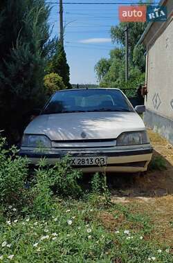 Хэтчбек Renault 25 1989 в Днепре