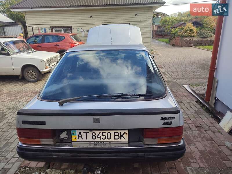 Хэтчбек Renault 25 1987 в 