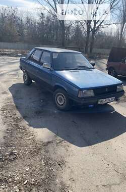 Седан Renault 9 1982 в Миколаєві