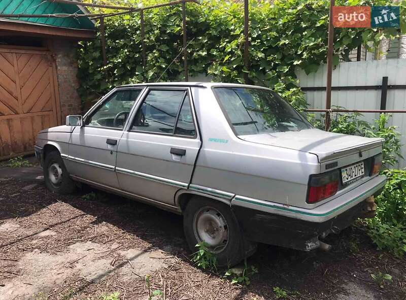 Седан Renault 9 1987 в Кролевце