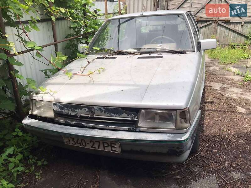 Седан Renault 9 1987 в Кролевце