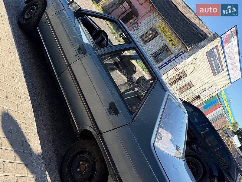 Седан Renault 9 1987 в Чернигове