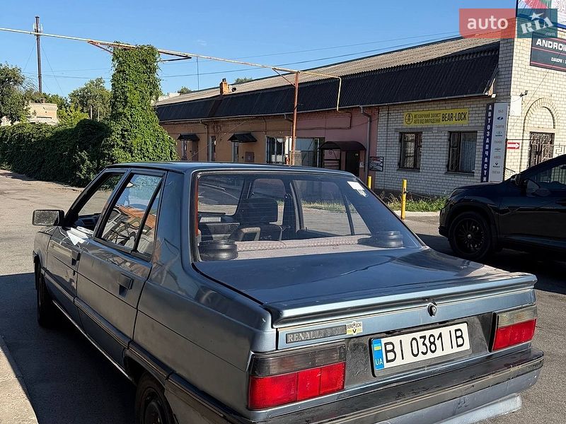 Седан Renault 9 1987 в Чернигове