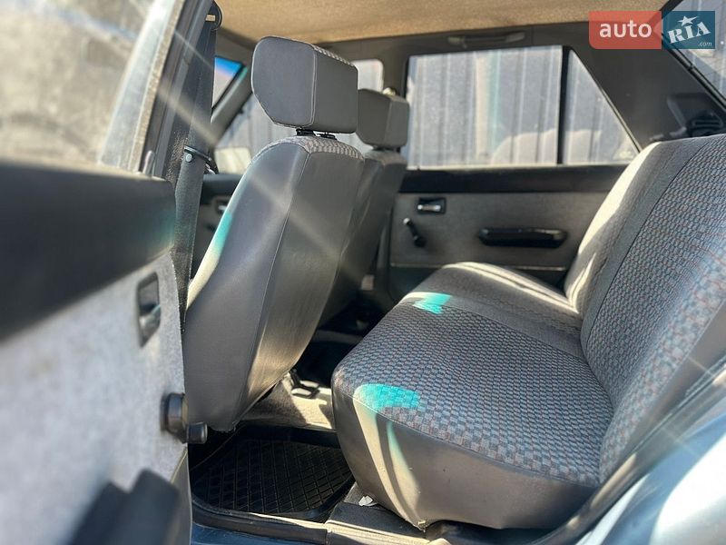 Седан Renault 9 1987 в Чернигове