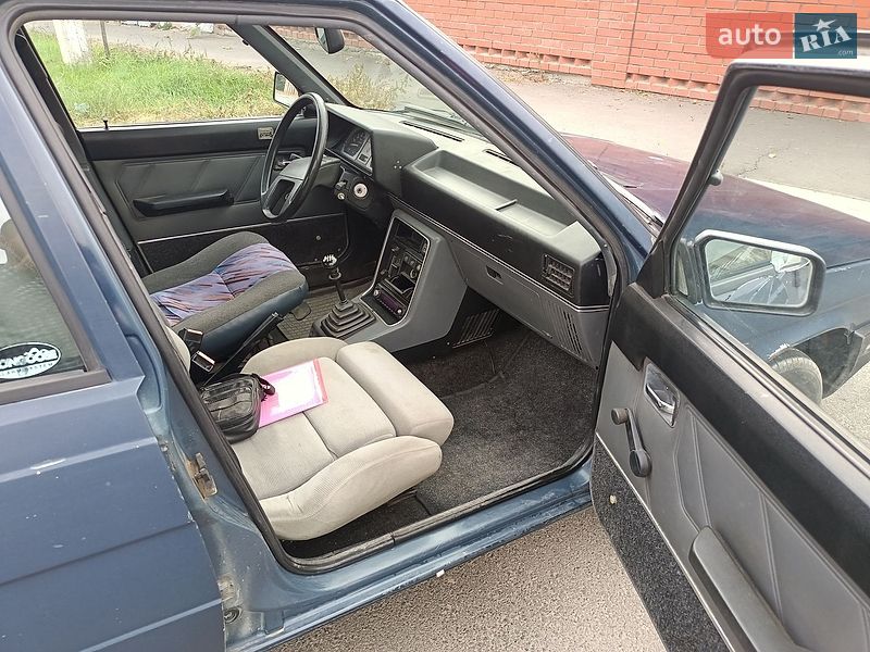 Седан Renault 9 1983 в Измаиле