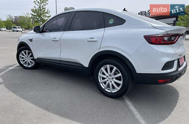 Позашляховик / Кросовер Renault Arkana 2020 в 