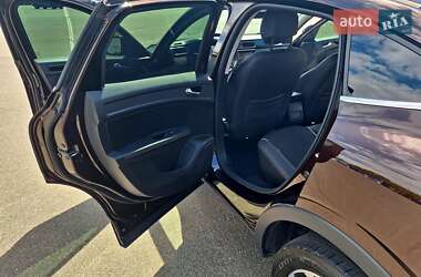 Позашляховик / Кросовер Renault Arkana 2020 в 