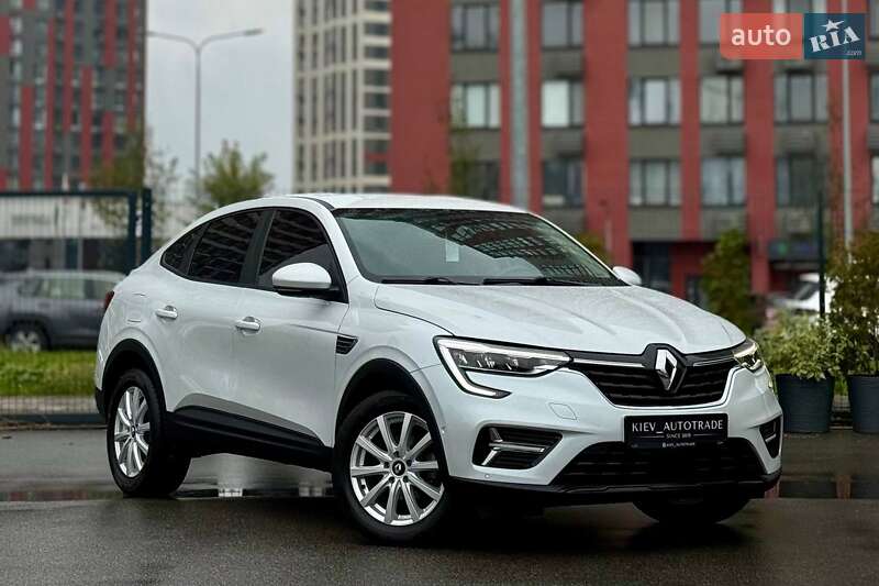 Позашляховик / Кросовер Renault Arkana 2020 в 